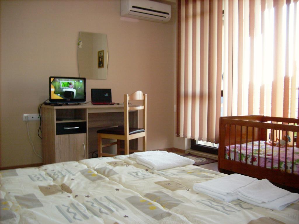 Ddenko Apartment Burgas City Zimmer foto