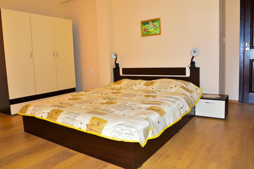 Ddenko Apartment Burgas City Zimmer foto